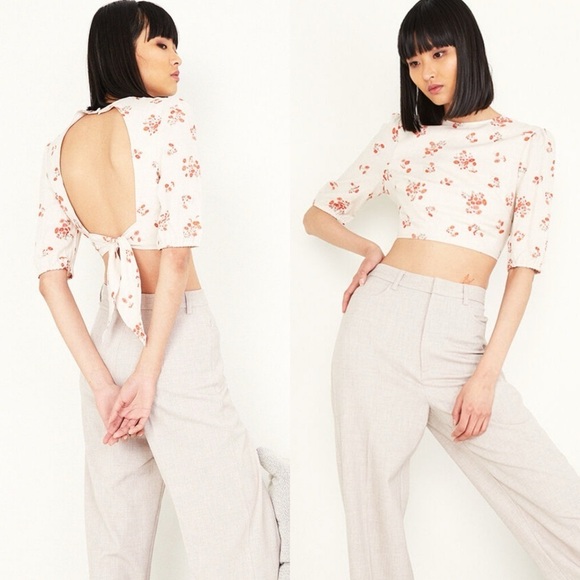 Bardot Printed Tie Back Top in Beige Floral Size Extra Small‎ - Picture 1 of 9